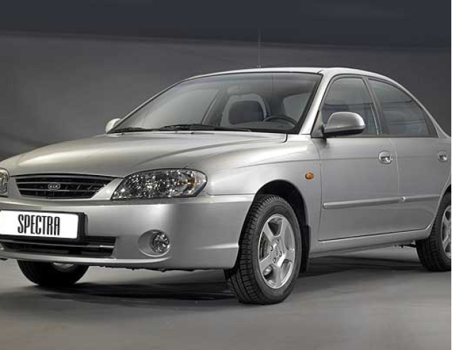 Tapis de voiture Kia Spectra (2000-2011)