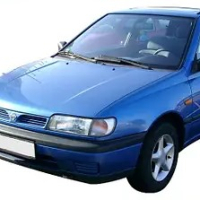 Tapis de voiture Nissan Sunny N14 (1990-1995)