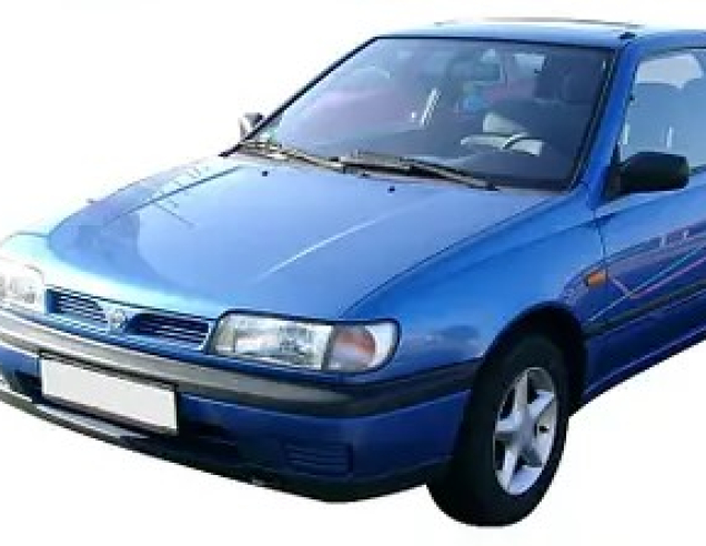 Tapis de voiture Nissan Sunny N14 (1990-1995)